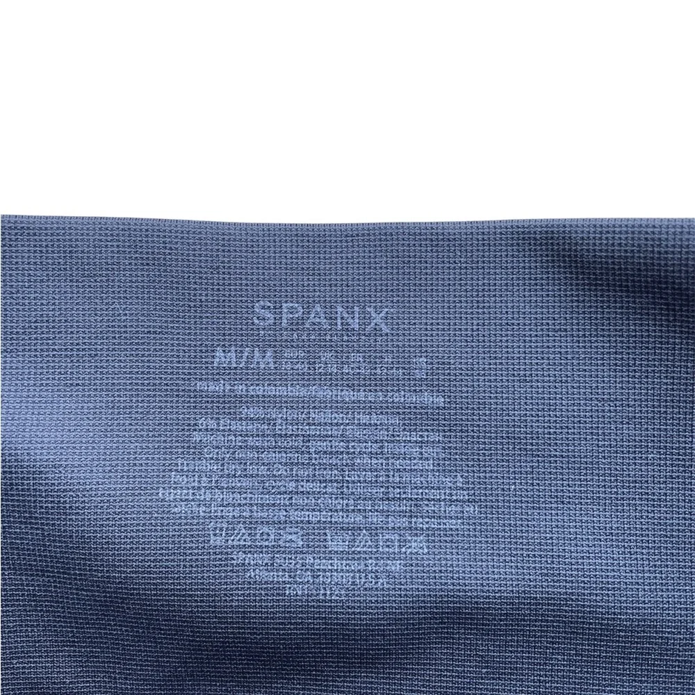 SPANX Look At Me Now Seamless Moto Leggings